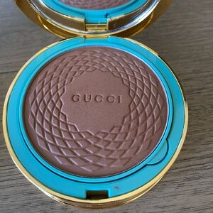 Gucci bronzer in 02 NEW